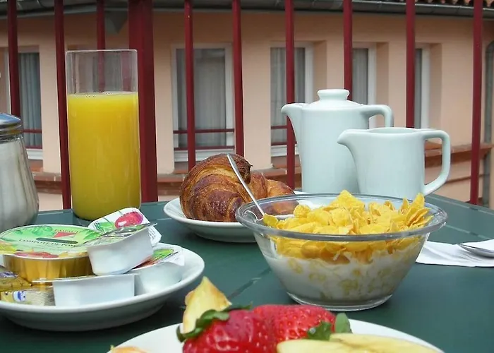 Castellane 2* Тулуза