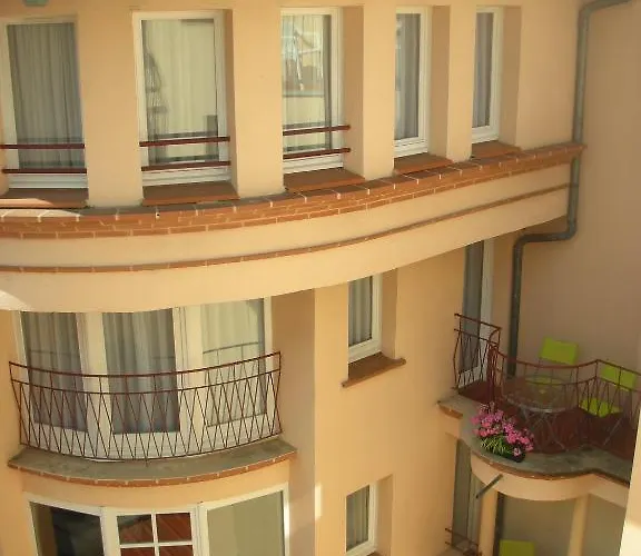 Castellane Отель 2*