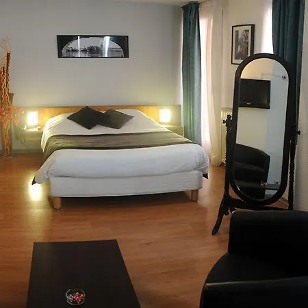 Hotell Castellane 2*